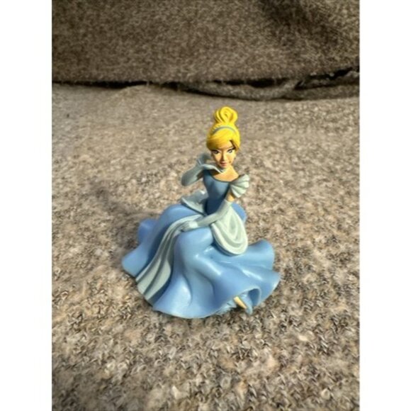 Disney Princess Figurine Set Ariel Jasmine Cinderella Belle Collectible 4-Piece - Picture 5 of 7